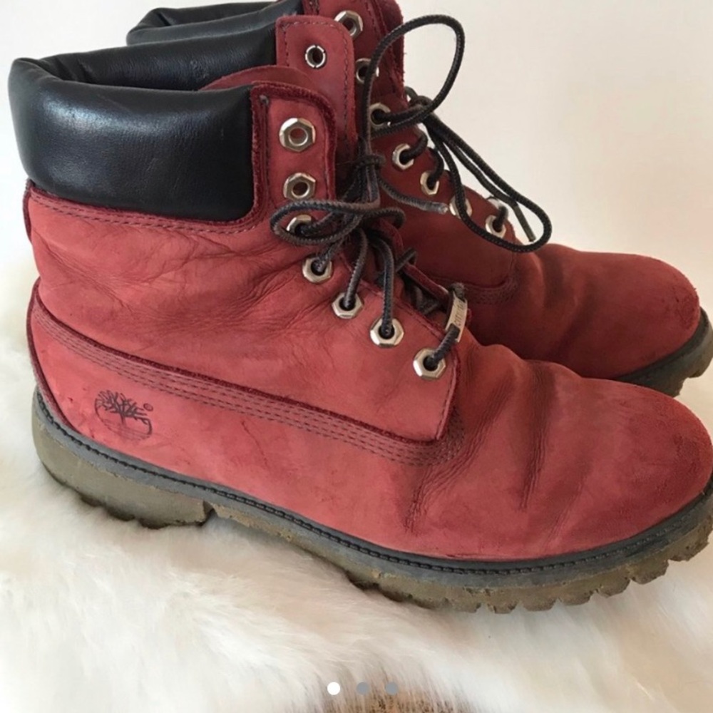 RED GENUINE TIMBERLANDS ❤️